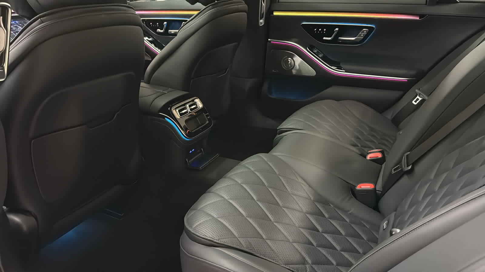 Thumbnail: 2026 Mercedes-Benz S-Class - 30