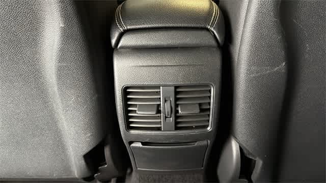 Thumbnail: 2018 Mercedes-Benz GLA - 29