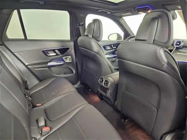 Thumbnail: 2025 Mercedes-Benz GLC - 36