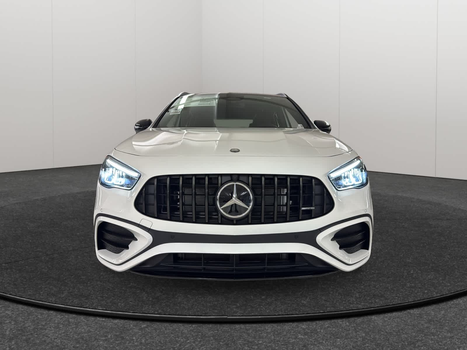 Thumbnail: 2026 Mercedes-Benz GLA - 2
