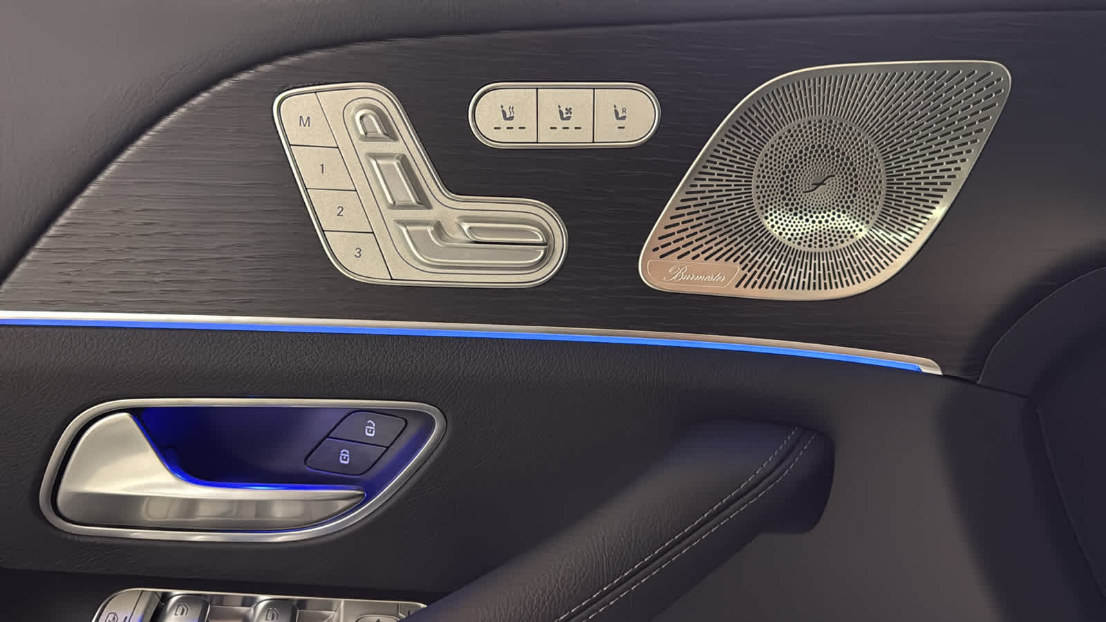 Thumbnail: 2026 Mercedes-Benz GLE - 16