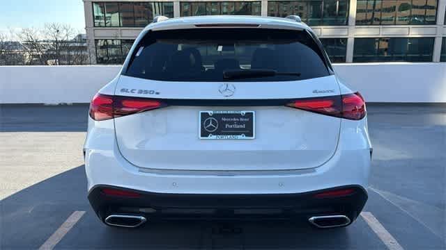 Thumbnail: 2025 Mercedes-Benz GLC - 7