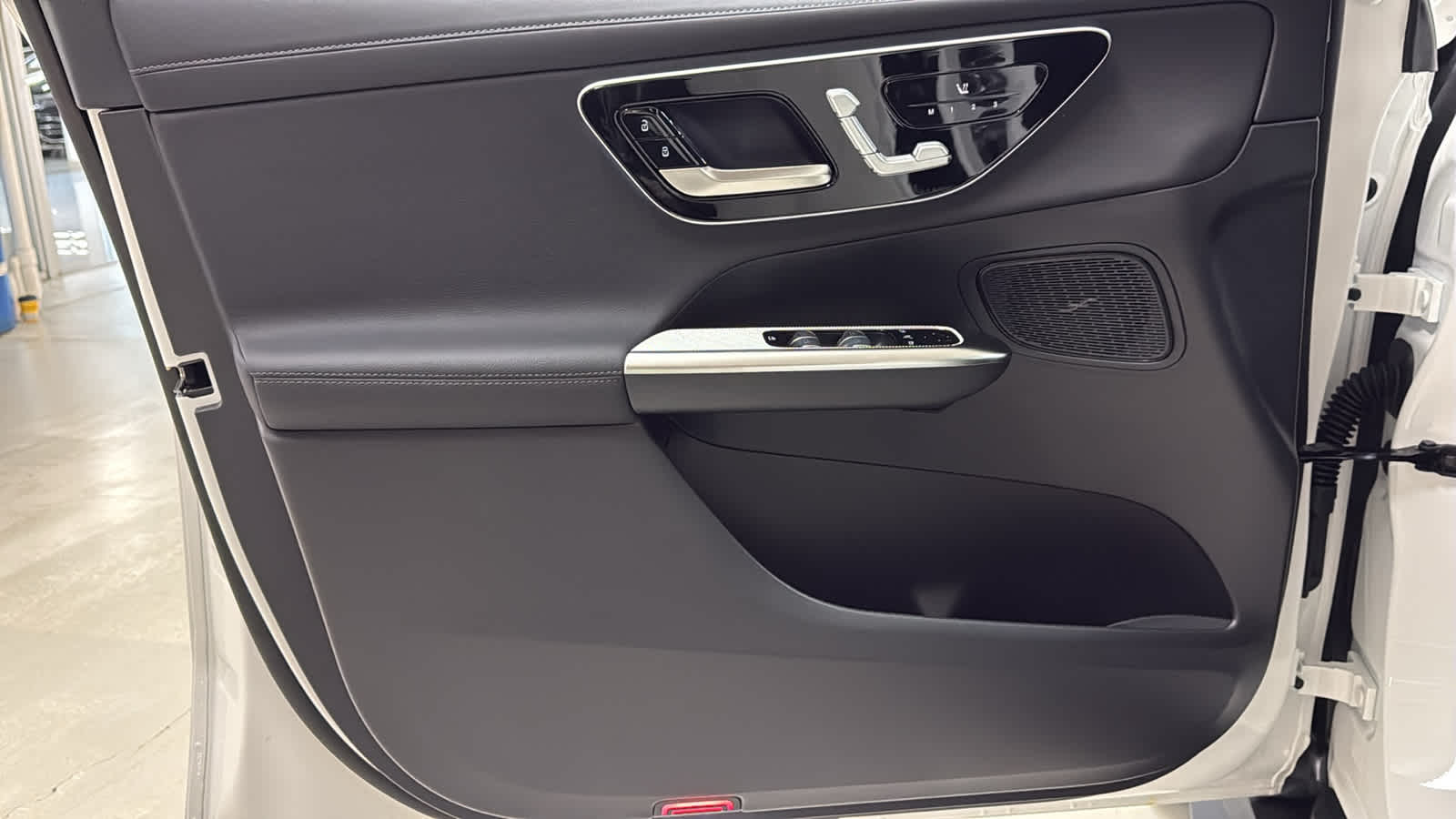 Thumbnail: 2026 Mercedes-Benz GLC - 16