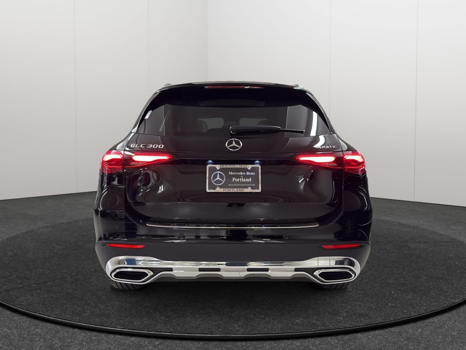 Thumbnail: 2026 Mercedes-Benz GLC - 6