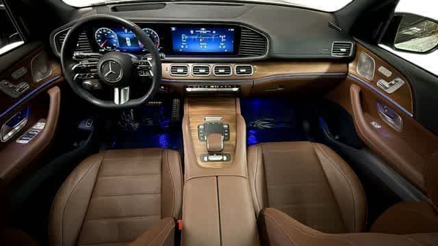 Thumbnail: 2024 Mercedes-Benz GLS - 4