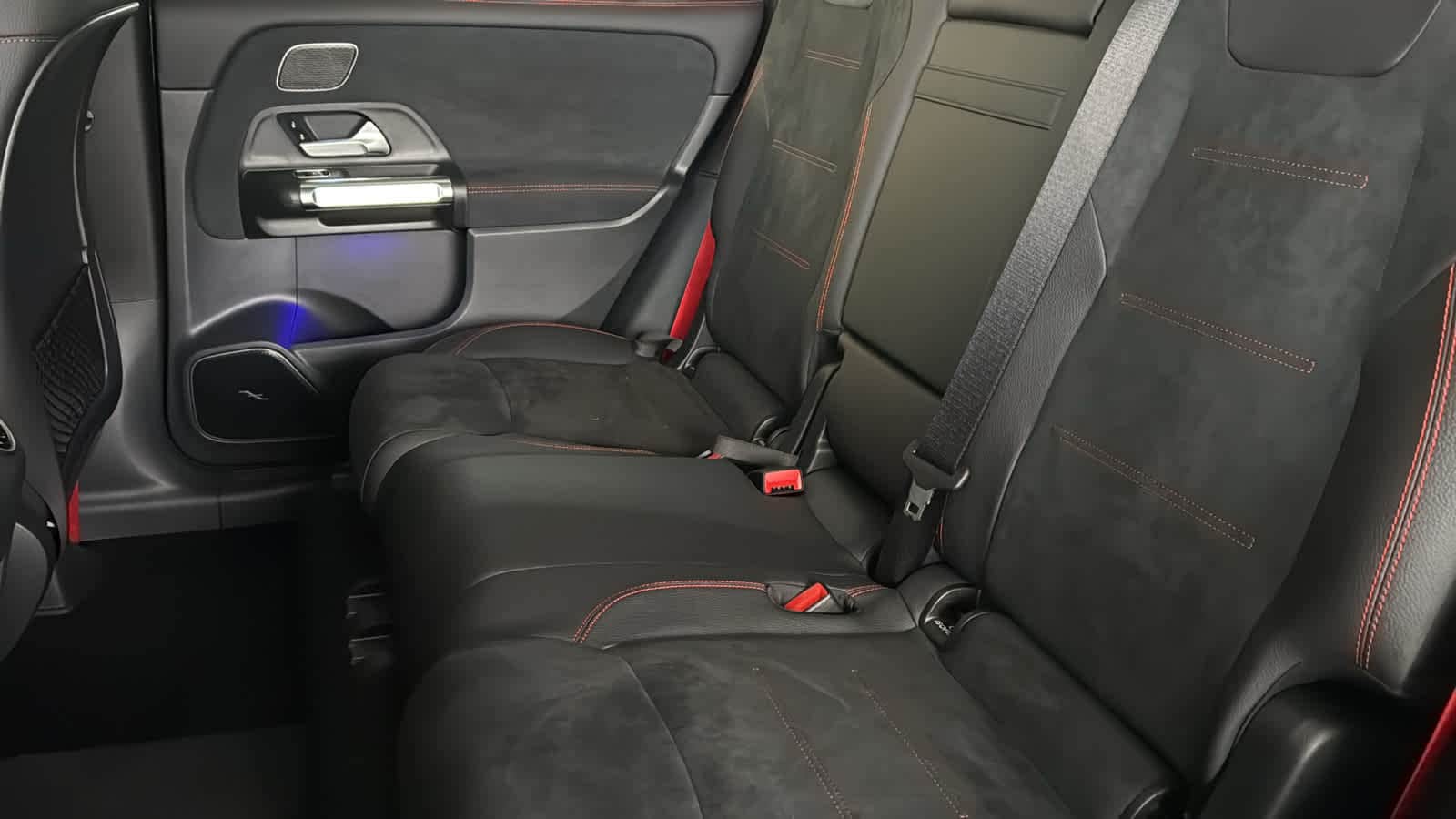 Thumbnail: 2026 Mercedes-Benz GLB - 31