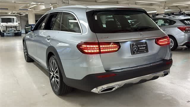 Thumbnail: 2023 Mercedes-Benz E-Class - 7