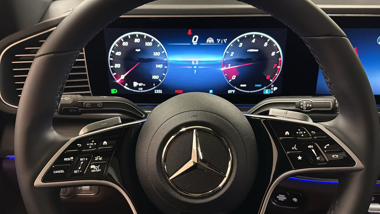 Thumbnail: 2026 Mercedes-Benz GLE - 19