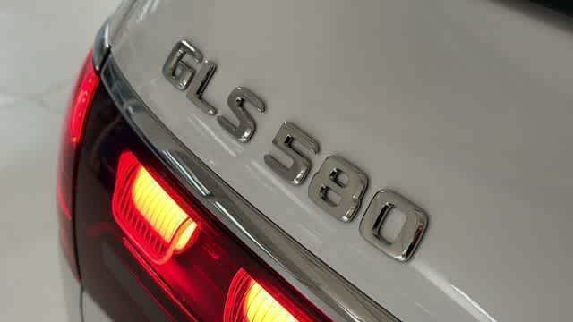 Thumbnail: 2024 Mercedes-Benz GLS - 10