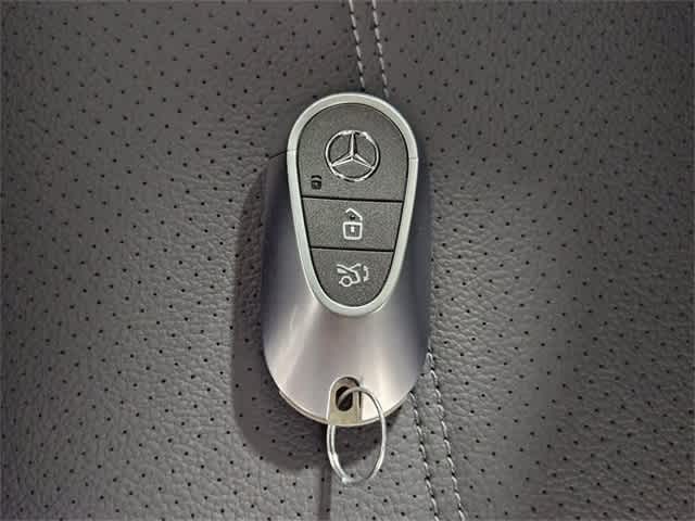 Thumbnail: 2025 Mercedes-Benz C-Class - 42