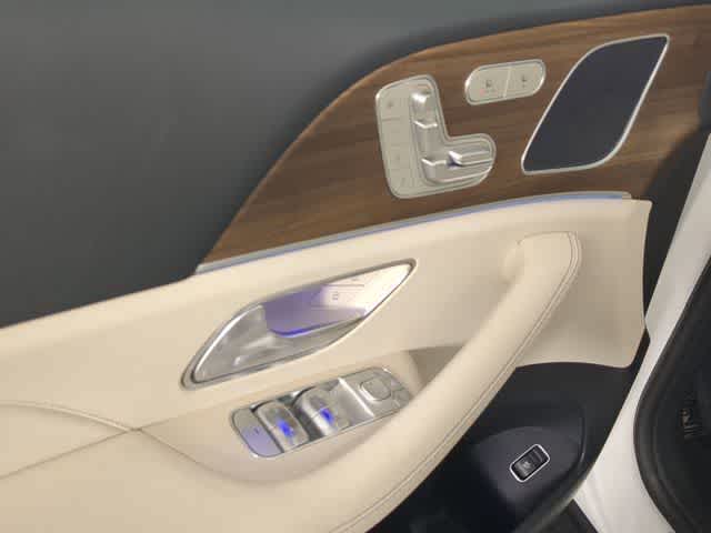 Thumbnail: 2026 Mercedes-Benz GLE - 17