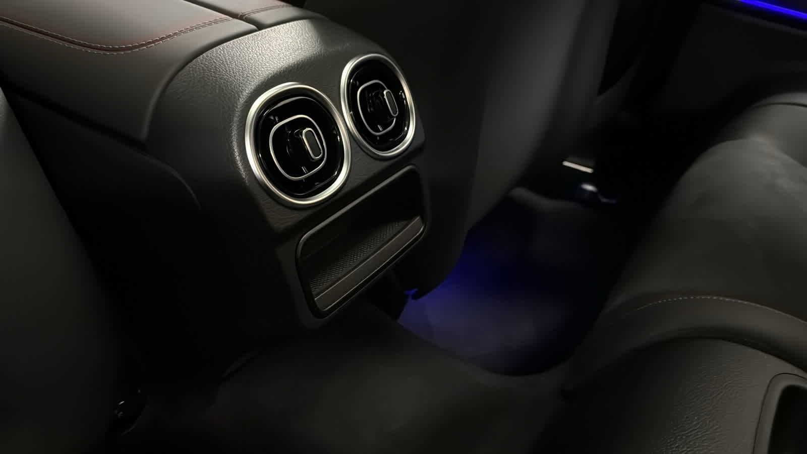 Thumbnail: 2026 Mercedes-Benz CLE - 28