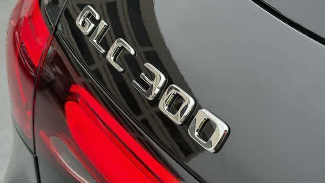 Thumbnail: 2026 Mercedes-Benz GLC - 9