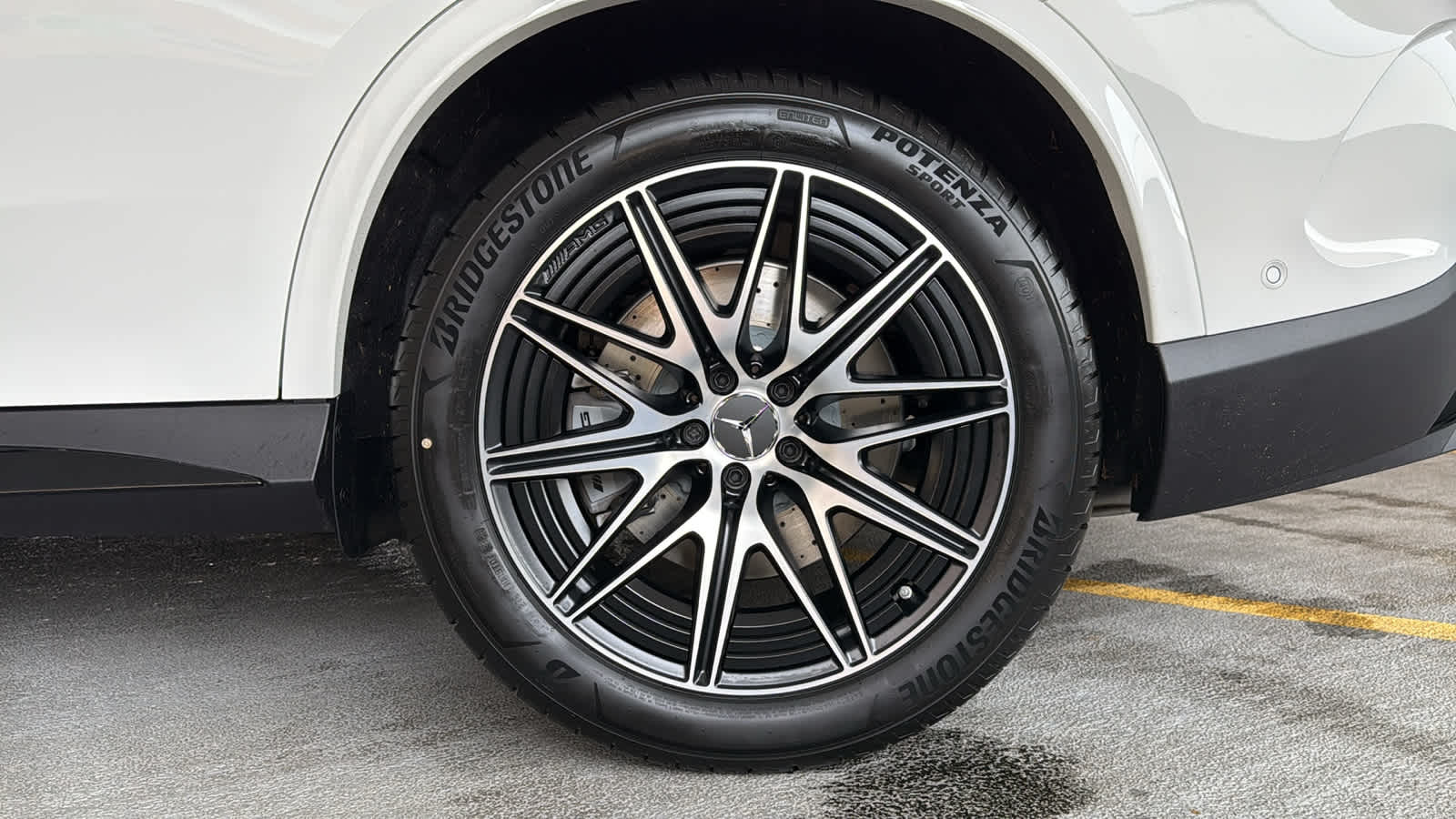 Thumbnail: 2026 Mercedes-Benz GLC - 11