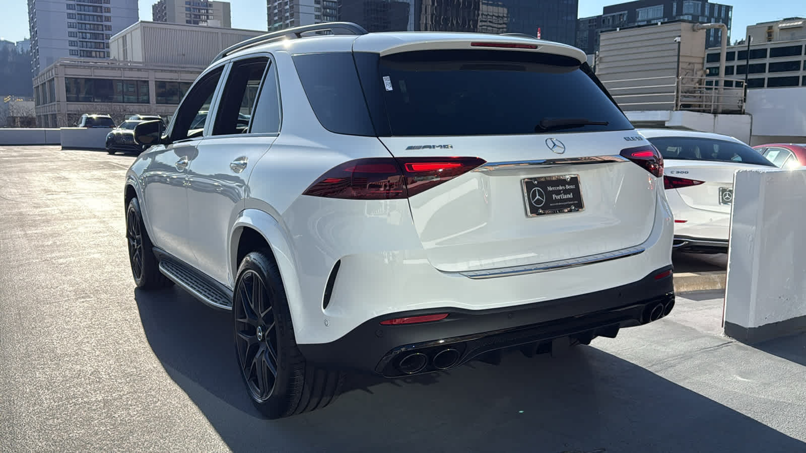 Thumbnail: 2026 Mercedes-Benz GLE - 7