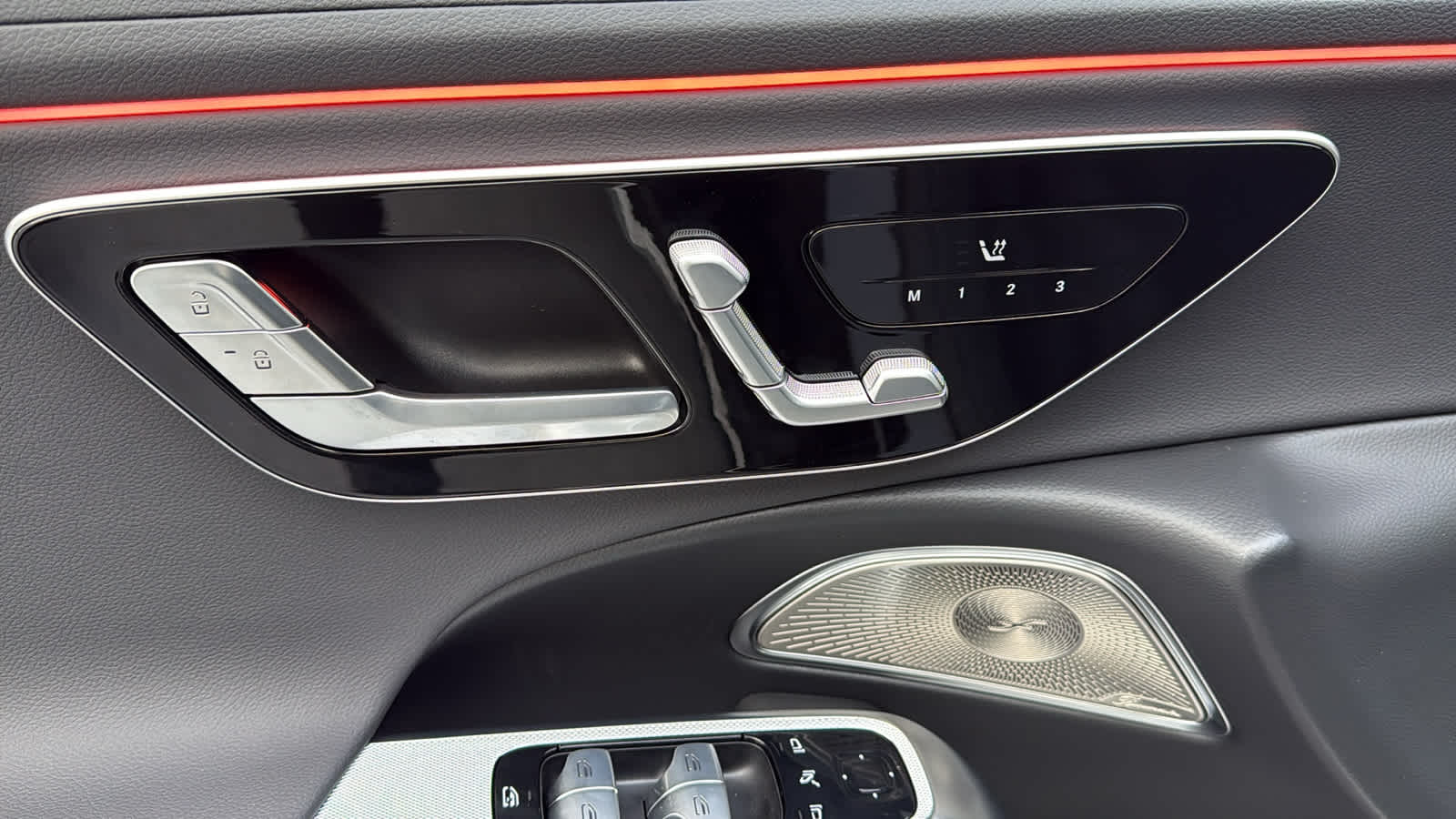 Thumbnail: 2026 Mercedes-Benz E-Class - 16