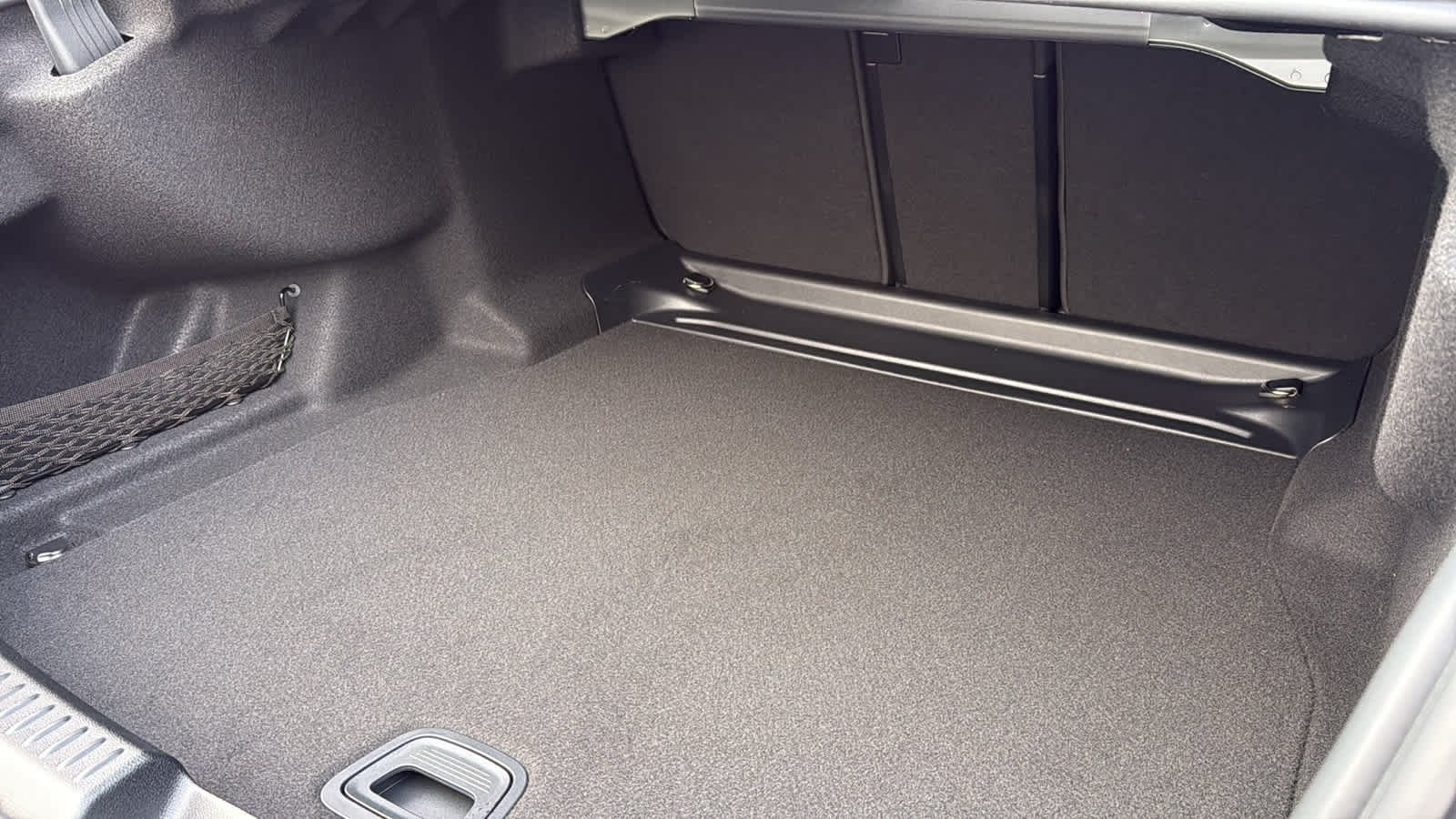 Thumbnail: 2026 Mercedes-Benz E-Class - 32