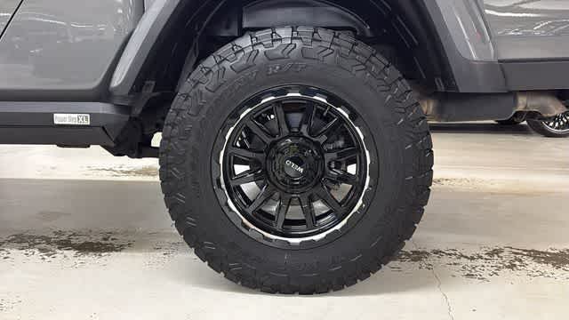 Thumbnail: 2021 Jeep Gladiator - 9