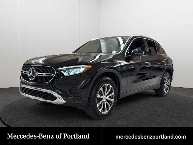 2026 Mercedes-Benz GLC Base