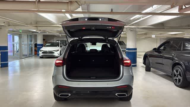 Thumbnail: 2026 Mercedes-Benz GLC - 8