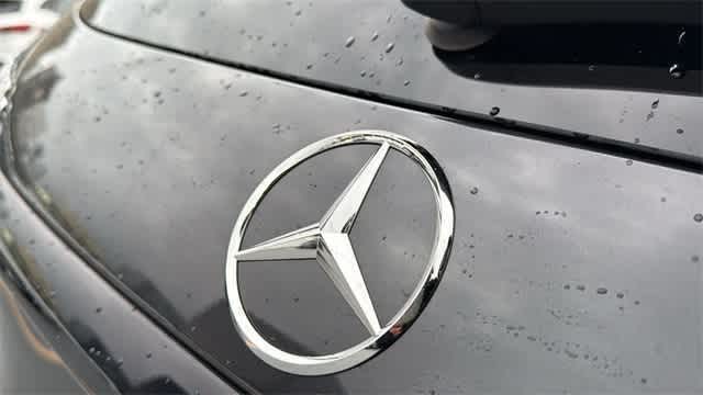 Thumbnail: 2025 Mercedes-Benz GLC - 9