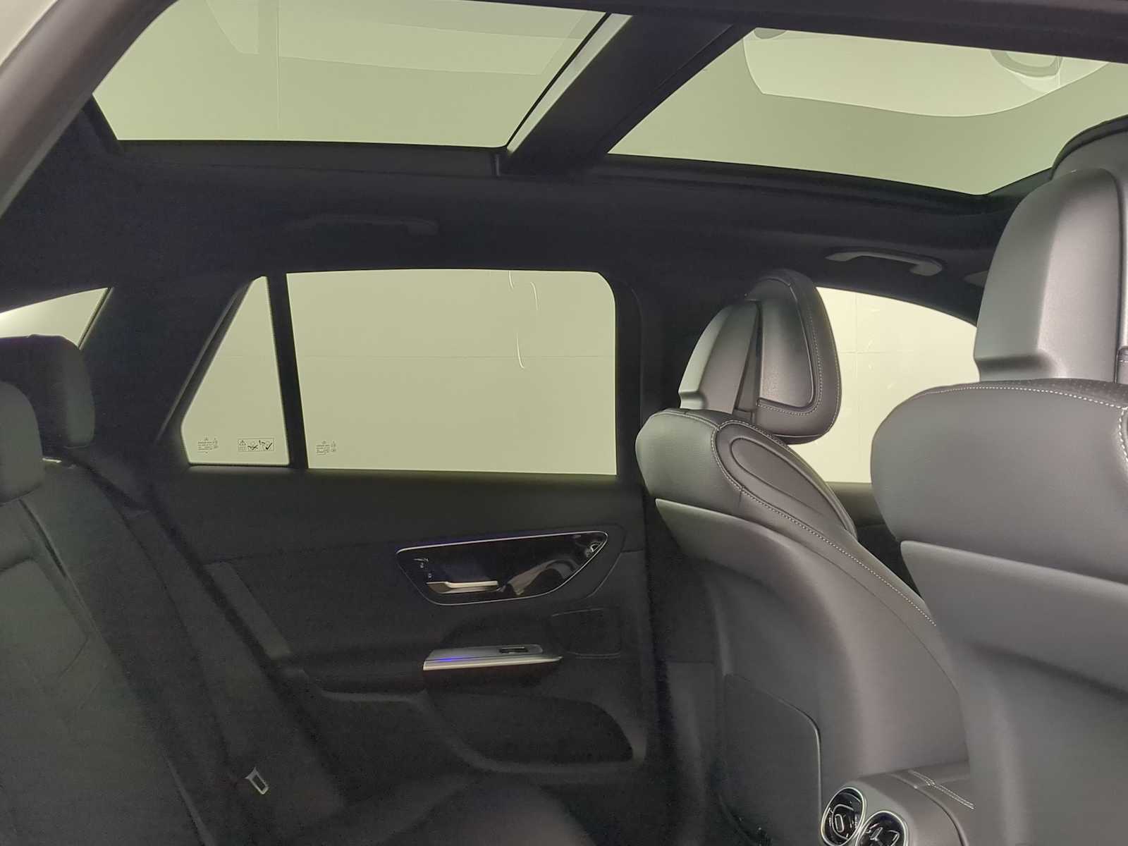 Thumbnail: 2026 Mercedes-Benz GLC - 22