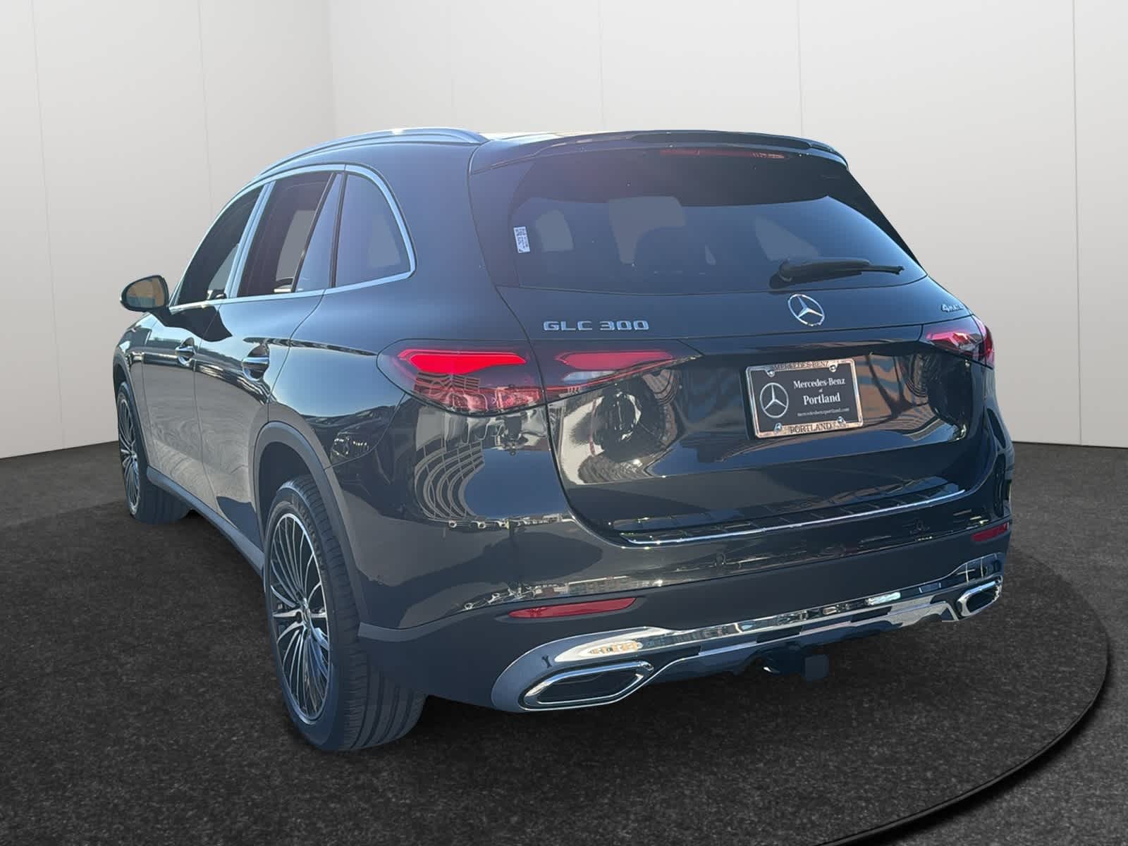 Thumbnail: 2026 Mercedes-Benz GLC - 6