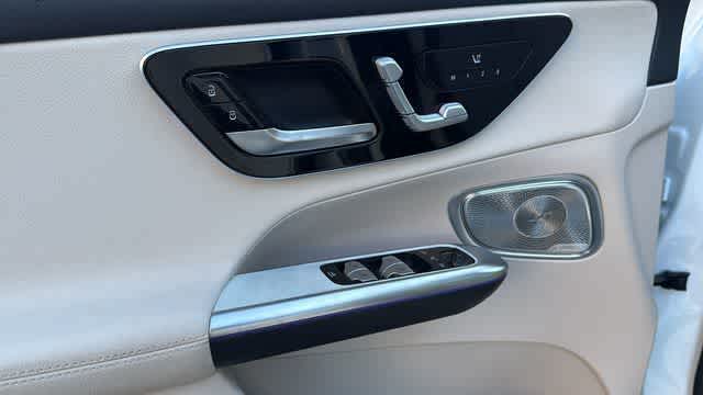 Thumbnail: 2026 Mercedes-Benz GLC - 15