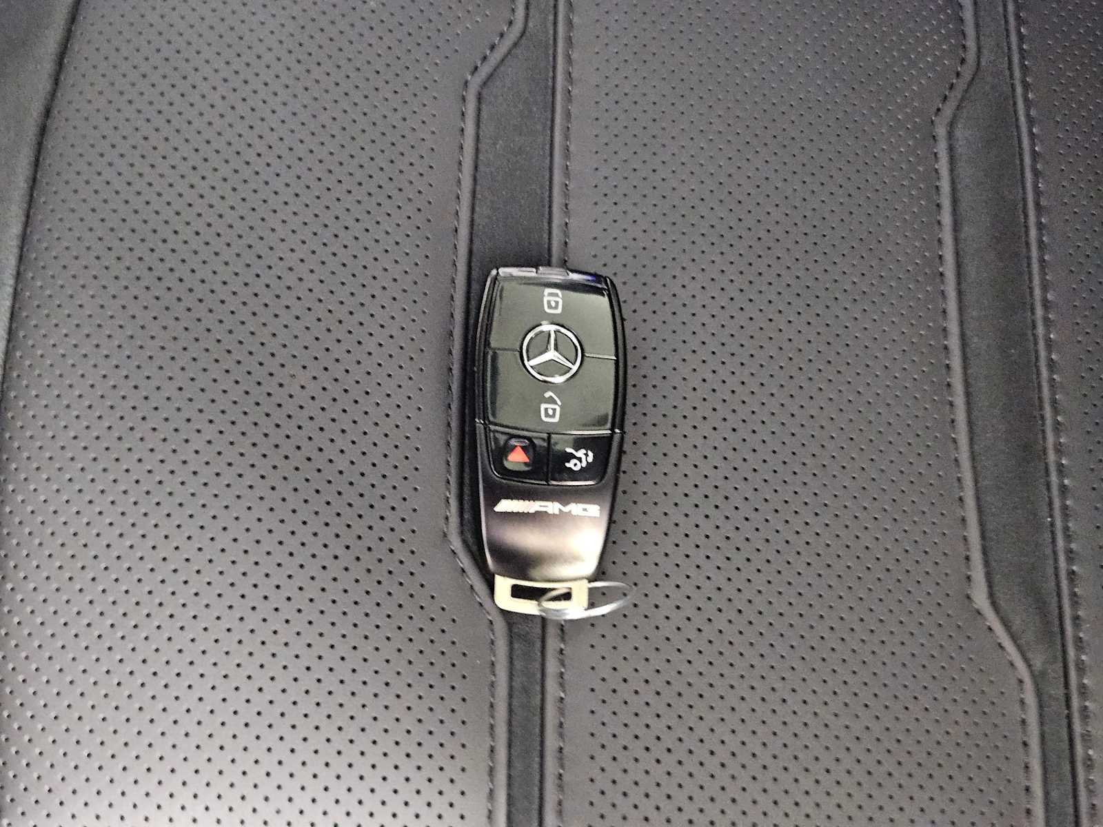 Thumbnail: 2025 Mercedes-Benz GLE - 45