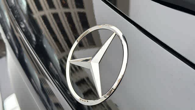 Thumbnail: 2026 Mercedes-Benz GLC - 8
