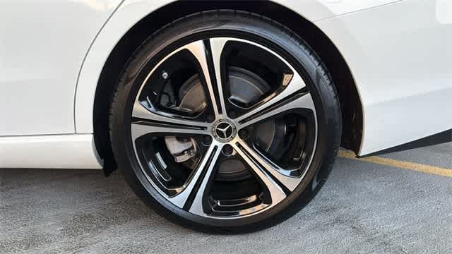 Thumbnail: 2025 Mercedes-Benz C-Class - 12