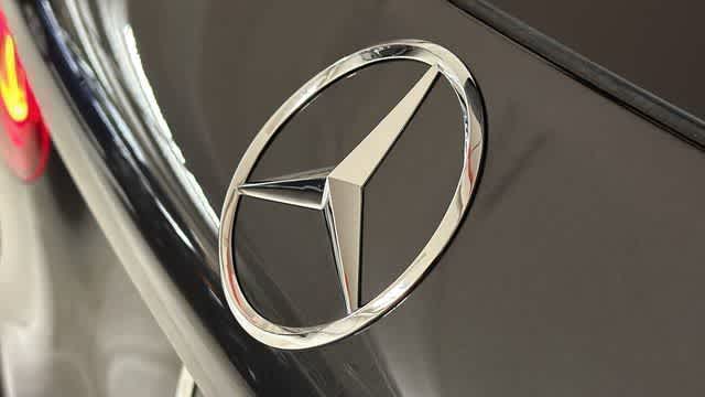 Thumbnail: 2022 Mercedes-Benz GLC - 9