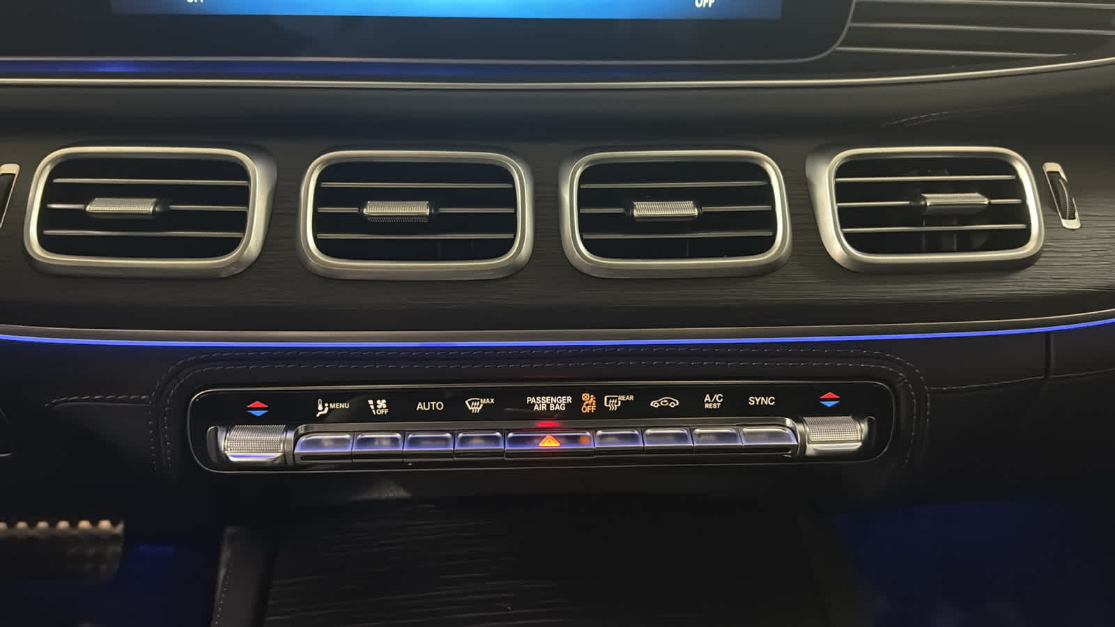 Thumbnail: 2026 Mercedes-Benz GLE - 21