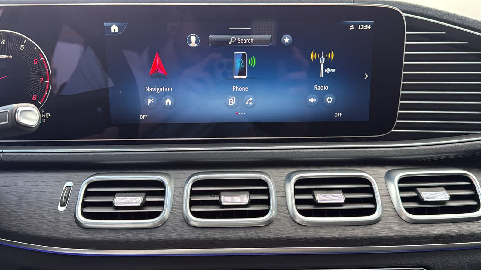 Thumbnail: 2026 Mercedes-Benz GLE - 22