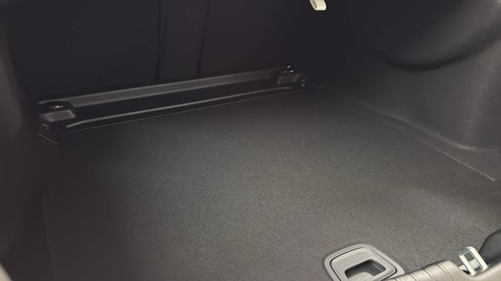 Thumbnail: 2026 Mercedes-Benz CLE - 30