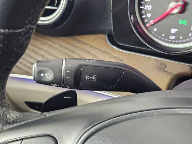 Thumbnail: 2018 Mercedes-Benz E-Class - 27