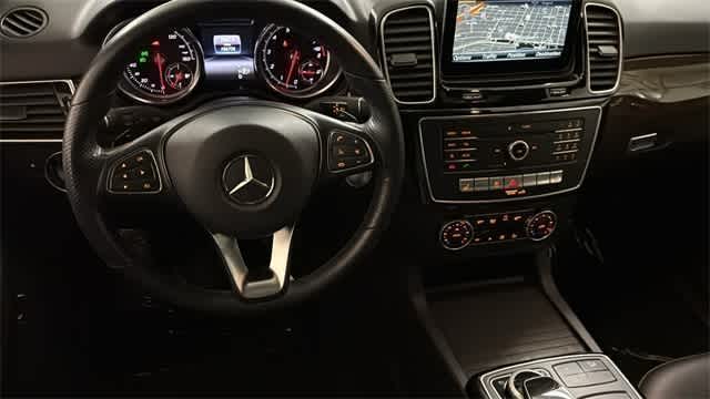 Thumbnail: 2016 Mercedes-Benz GLE - 26