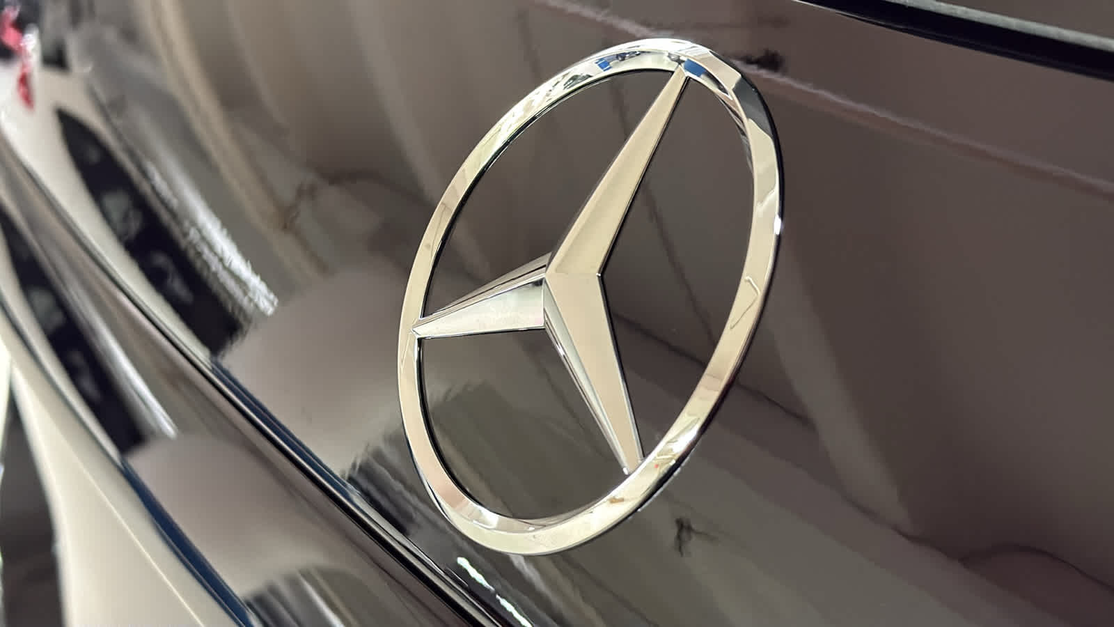 Thumbnail: 2026 Mercedes-Benz GLC - 9