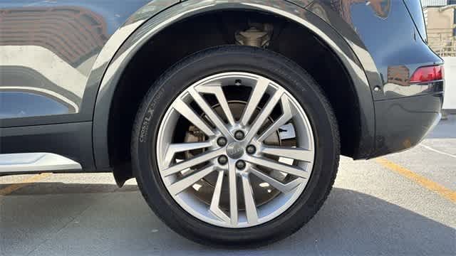 Thumbnail: 2019 Audi Q5 - 12