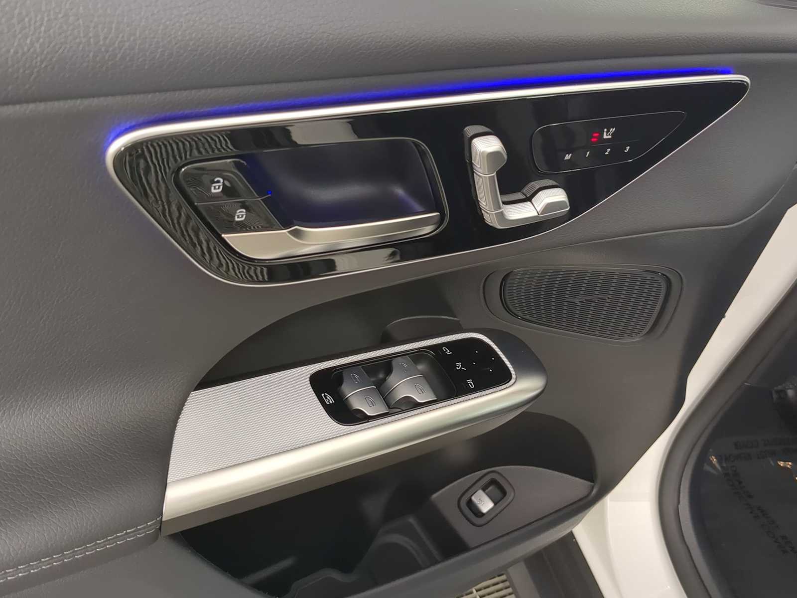 Thumbnail: 2026 Mercedes-Benz GLC - 17