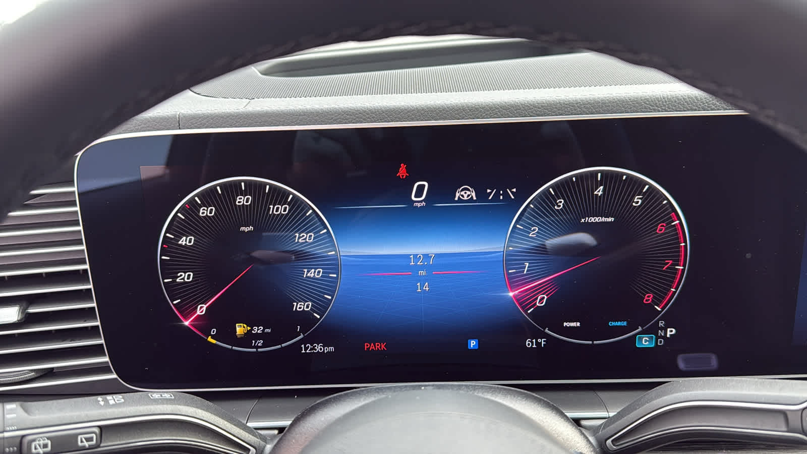 Thumbnail: 2026 Mercedes-Benz GLE - 18