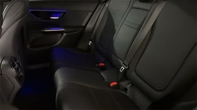 Thumbnail: 2025 Mercedes-Benz GLC - 29