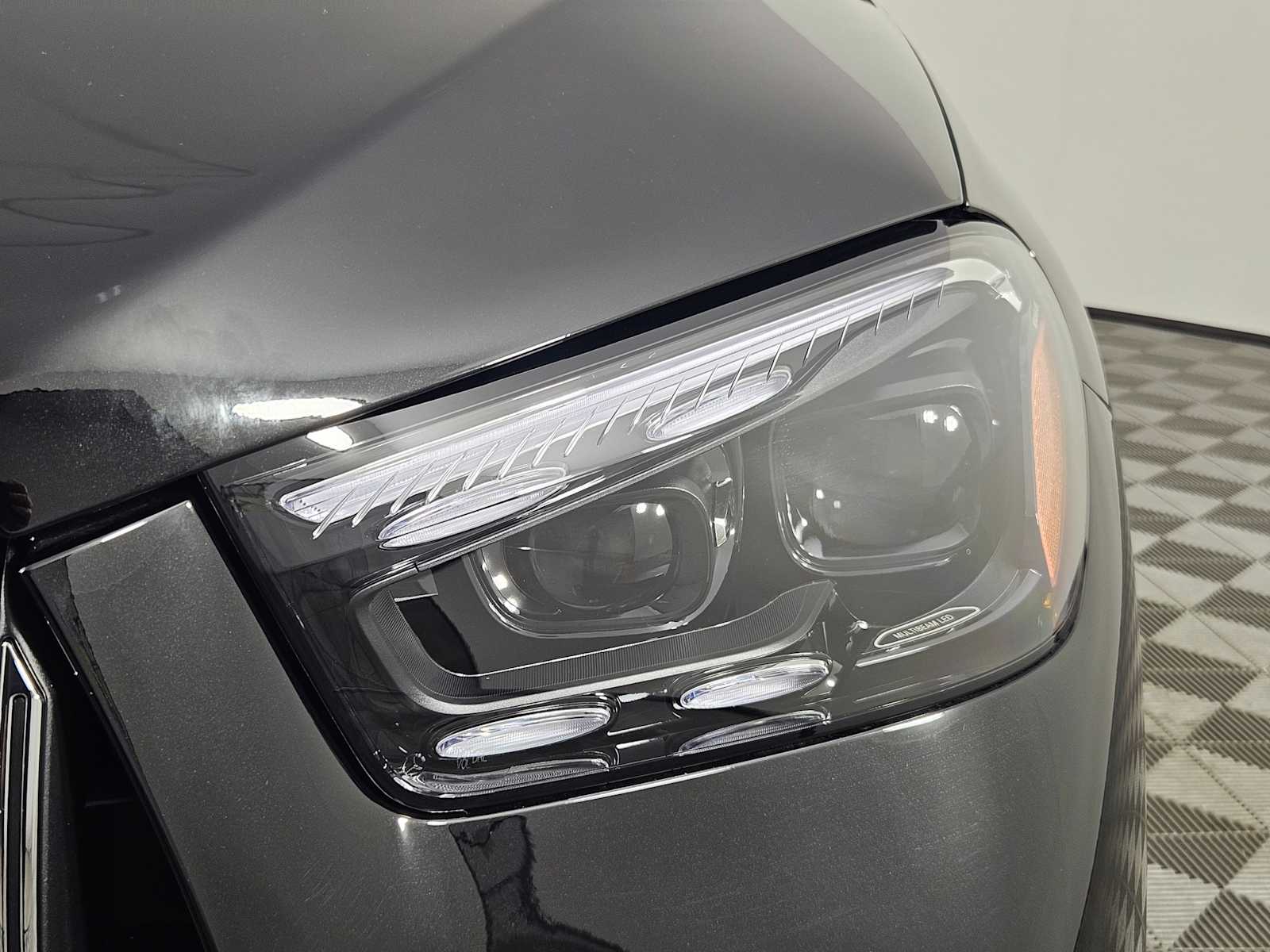 Thumbnail: 2025 Mercedes-Benz GLE - 9