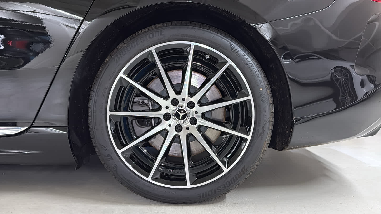 Thumbnail: 2025 Mercedes-Benz EQS - 12