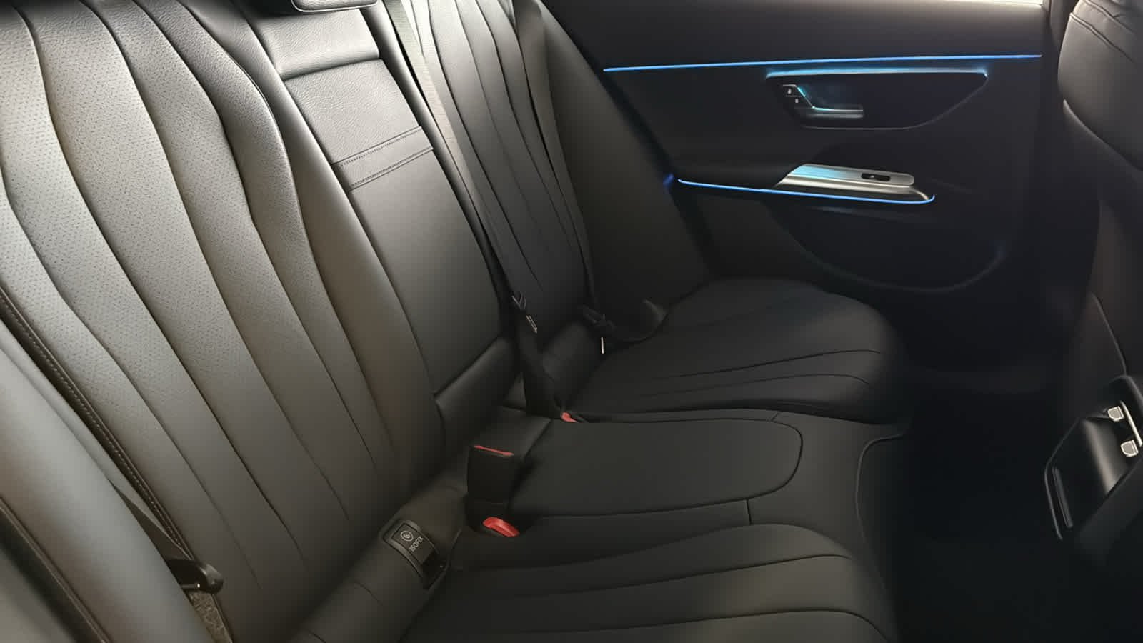 Thumbnail: 2026 Mercedes-Benz E-Class - 34