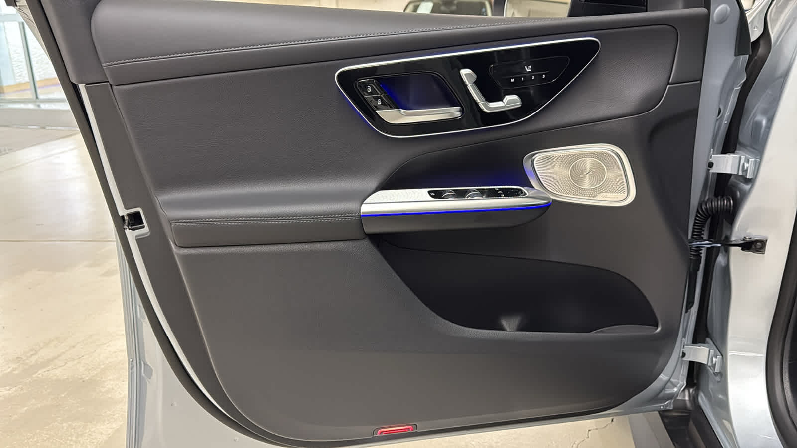 Thumbnail: 2026 Mercedes-Benz GLC - 14