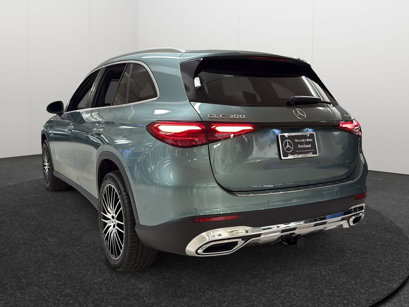 Thumbnail: 2026 Mercedes-Benz GLC - 5