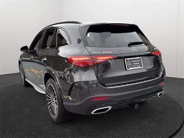 Thumbnail: 2025 Mercedes-Benz GLC - 33