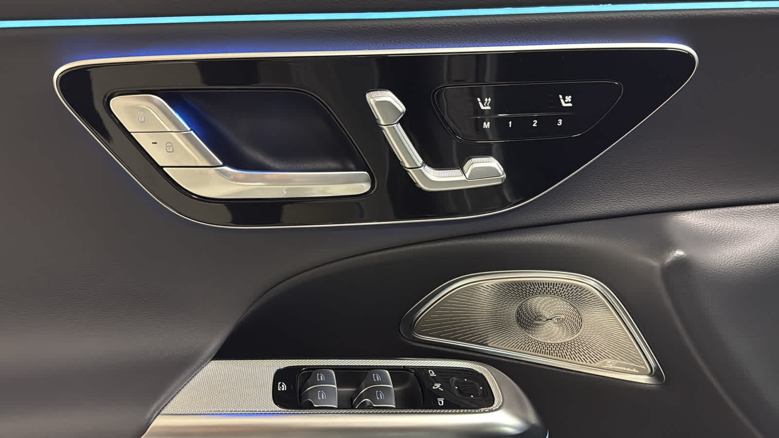 Thumbnail: 2026 Mercedes-Benz E-Class - 16