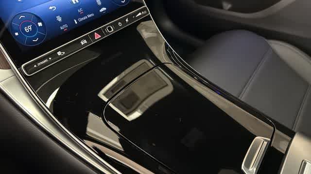 Thumbnail: 2026 Mercedes-Benz GLC - 22